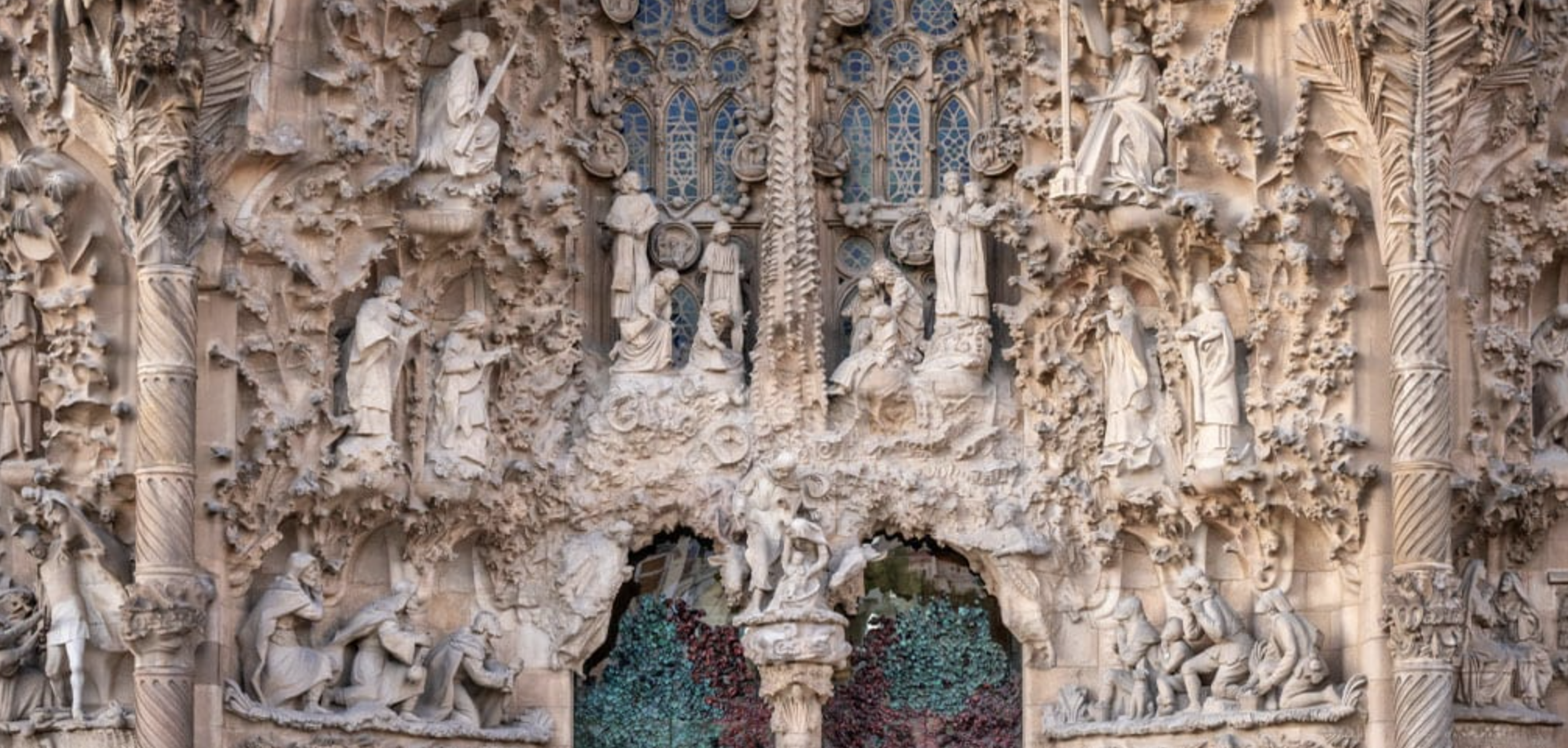 Nativity Facade of the Sagrada Família, Antoni Gaudi
